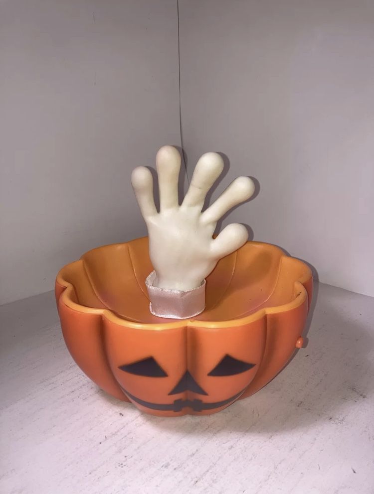Vintage Gemmy Halloween Animated Motion Sensor Pumpkin Candy Bowl W/ Glove Hand