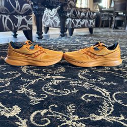Saucony Guide 15’s Mens Gold/Pine Running Shoes Size 