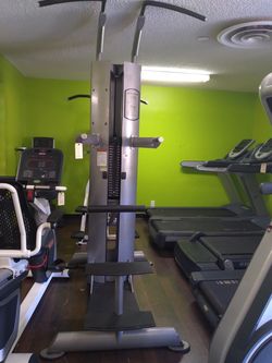 Freemotion pull up chin dip
