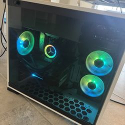 Gaming PC With 2 Monitors