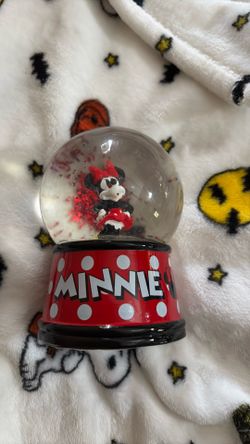 Minnie Mouse Snowglobe
