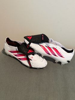 Adidas Predator Size 9.5