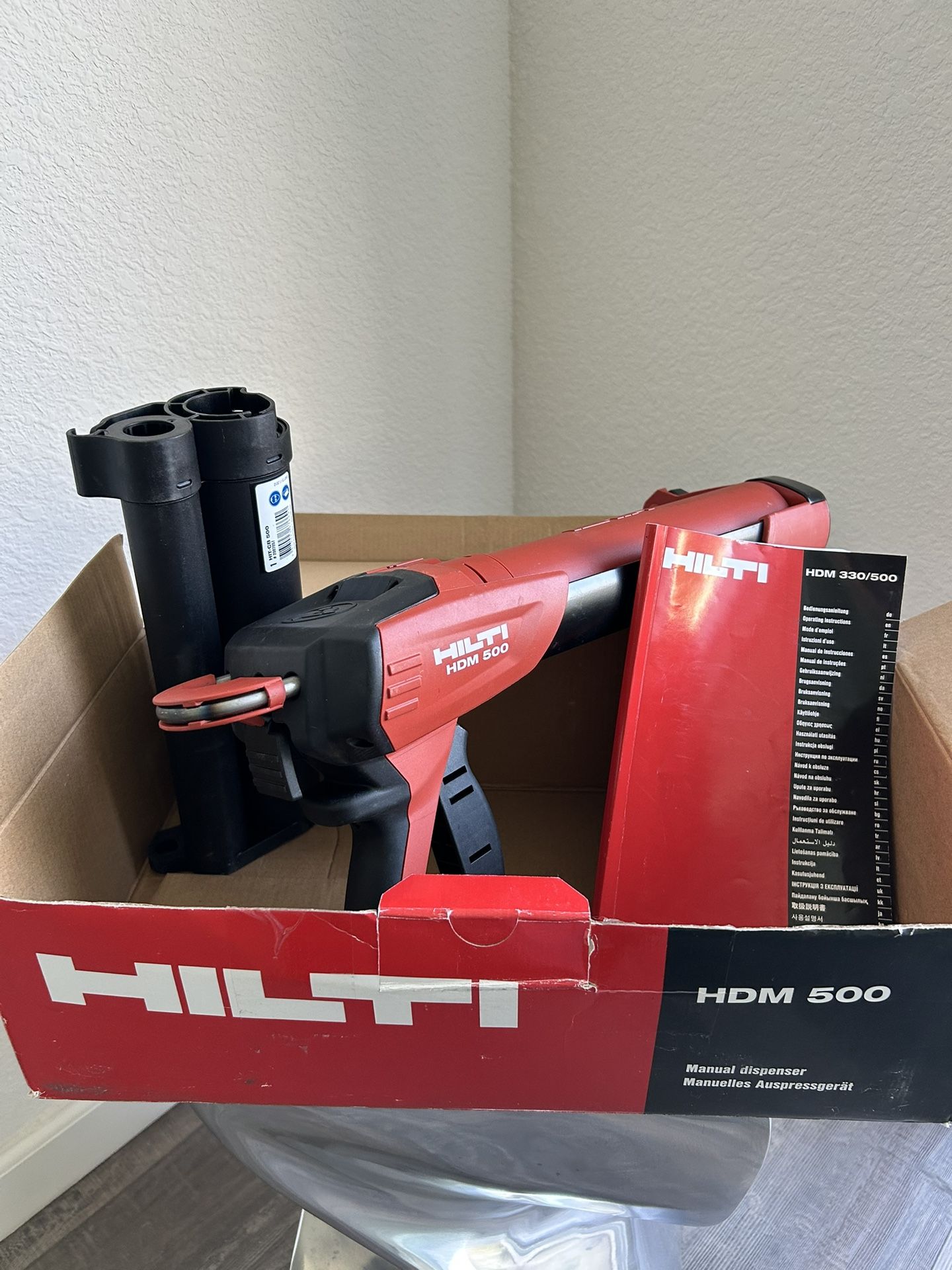 Hilti HDM 500 Adhesive Dispenser