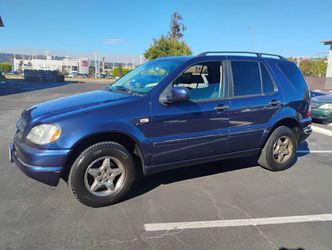 2001 Mercedes-Benz ML 320