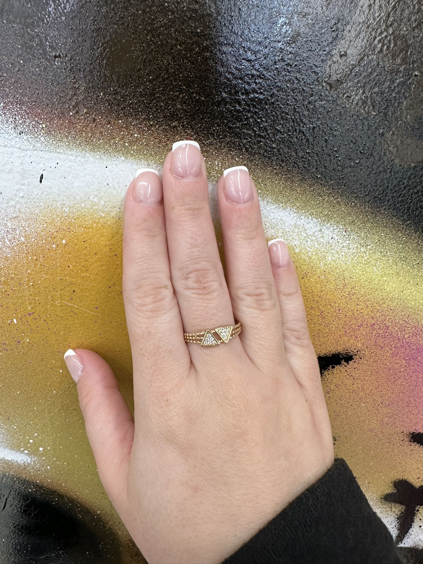 14k TRIANGLE RING