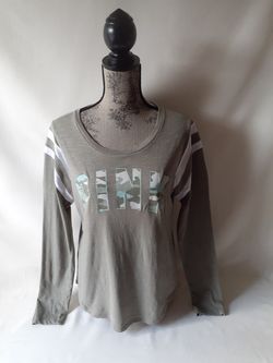 Pink Victoria's Secret women's olive green long sleeve top size M
