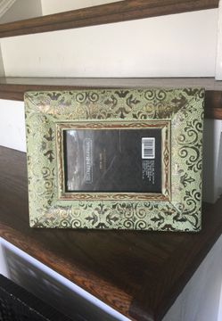 Greenish gold accent picture frame