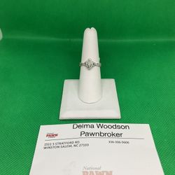 10KT White Gold Diamond Ring