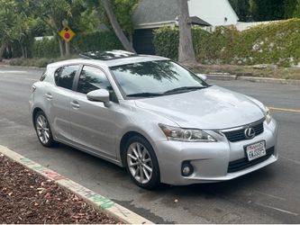 Lexus CT200h 2012