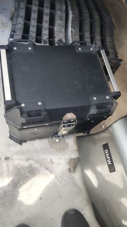 BMW saddlebags