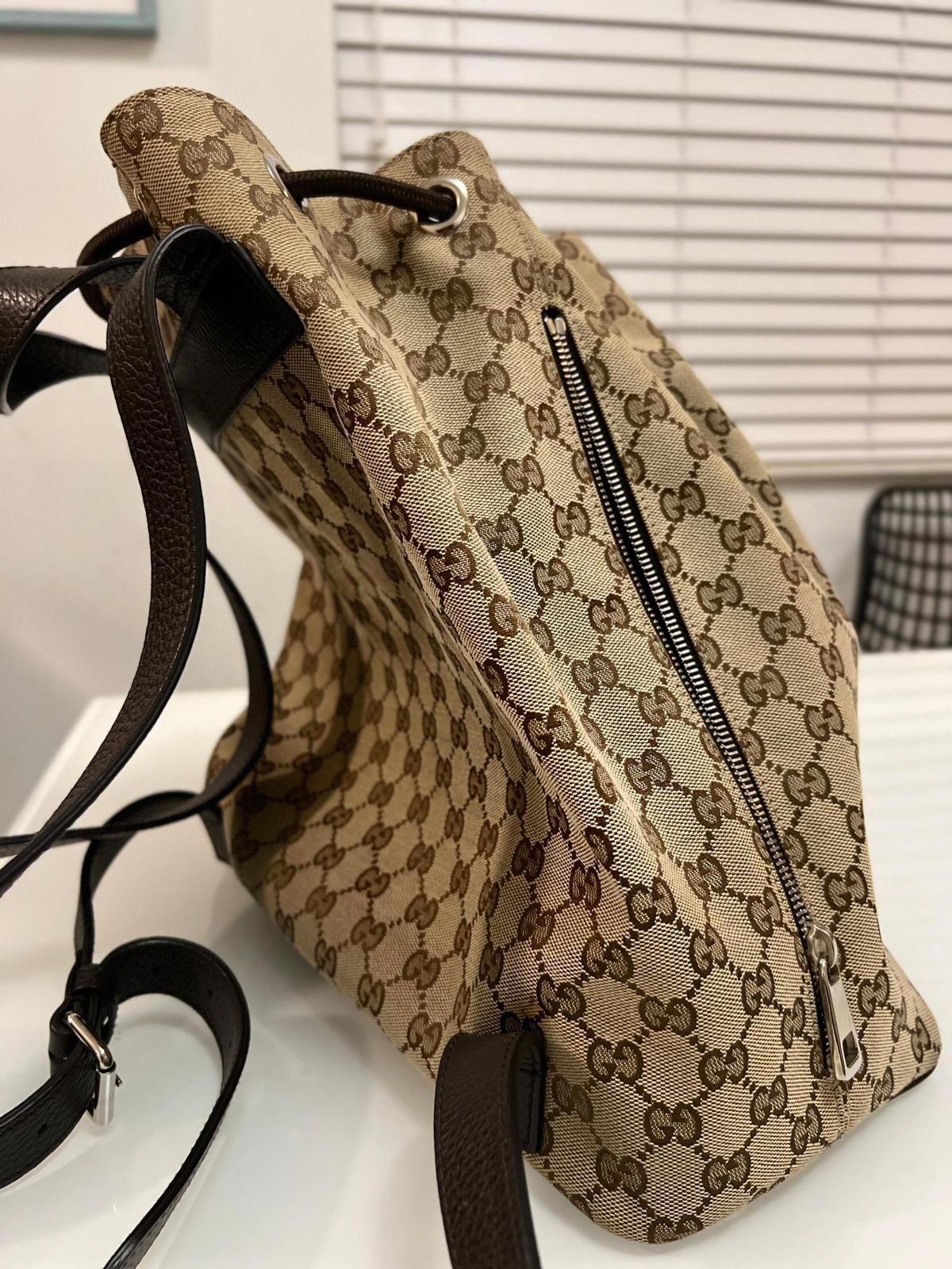 Gucci Drawstring Backpack GG Canvas Medium
