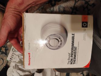 Non programmable thermostat
