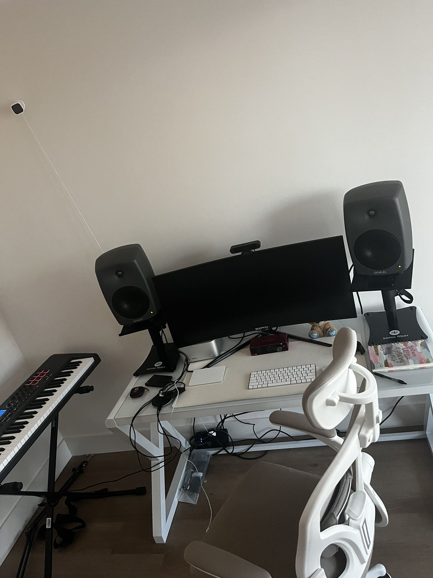 Genelec 8040B 6.5 inch Powered Studio Monitors
