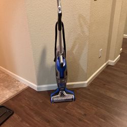 Bissell Cross Wave vacuum mop