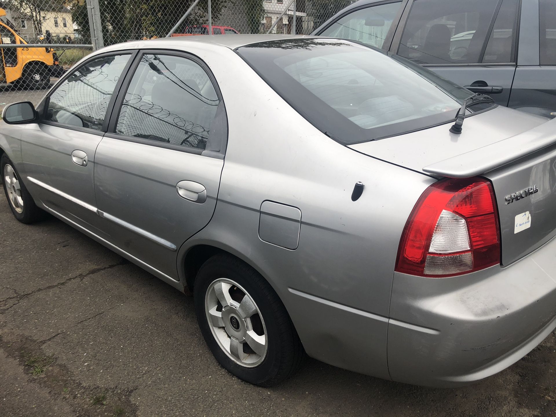 2002 Kia Spectra