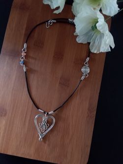 1PC Beautiful Kenyan Heart Necklace
