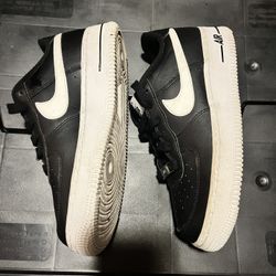 Nike Air Force 1 Low AF1 White Black Youth 4y Black Leather