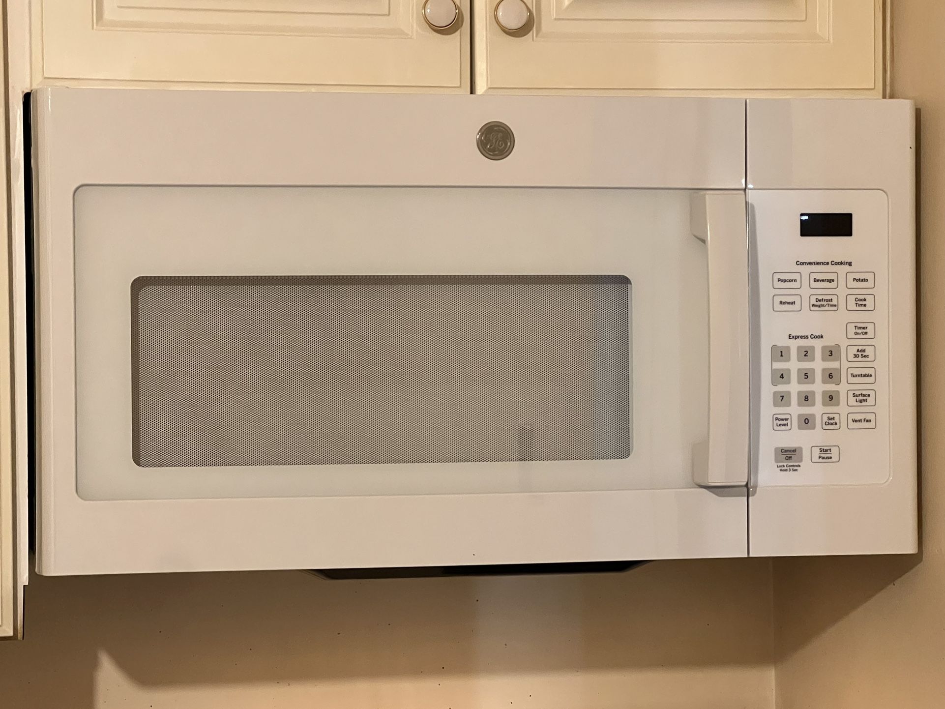 New, GE 1.6 Cu. Ft. Over the Range Microwave (Model #:JVM3160DFWW)