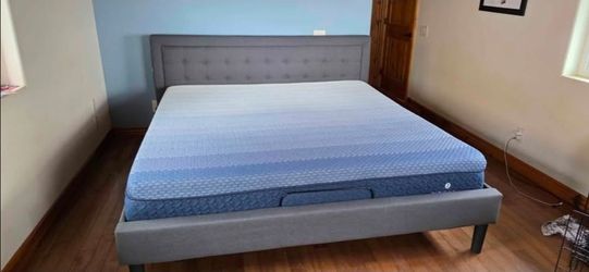 FREE King size mattress MUST GO TONIGHT