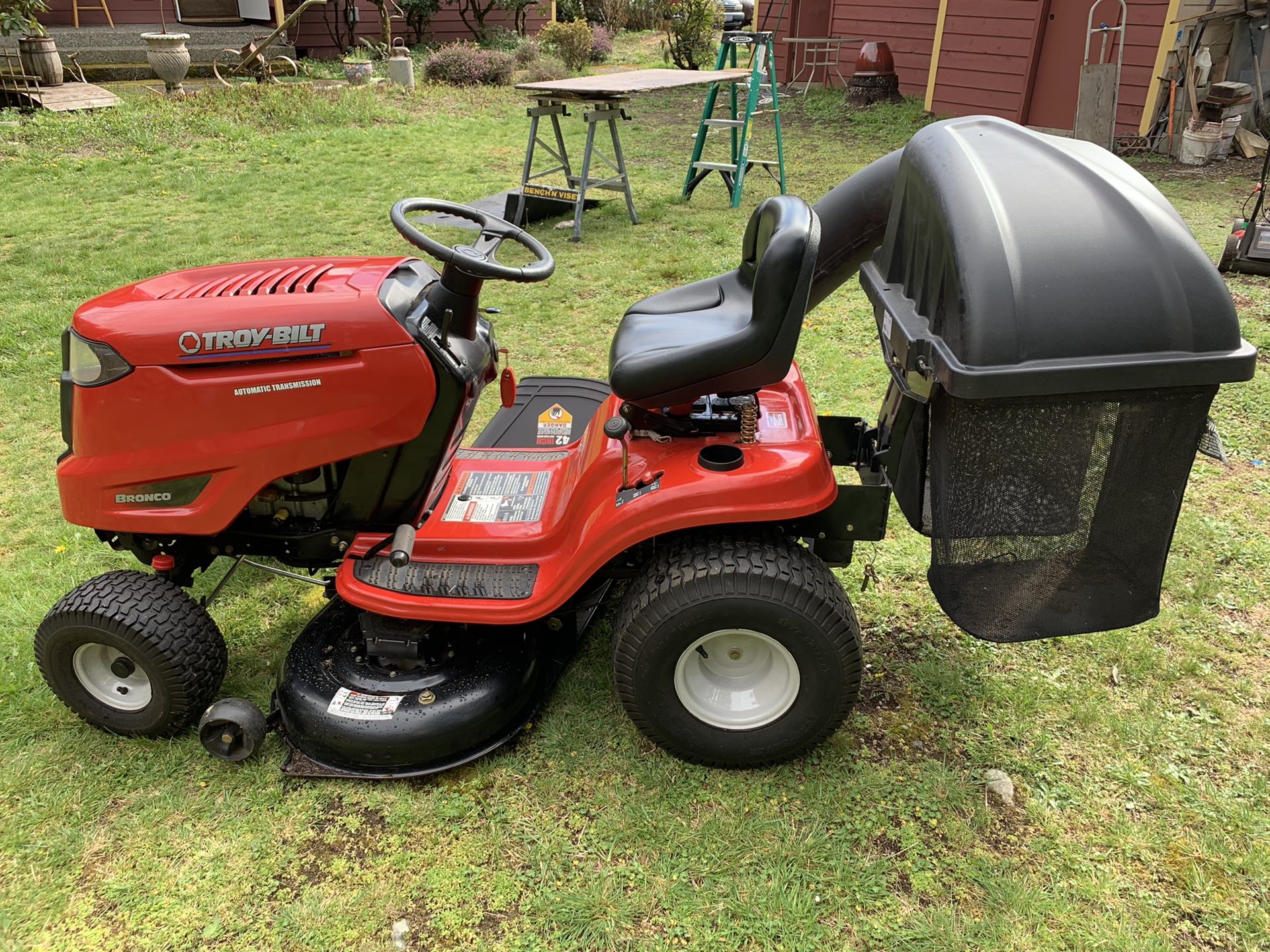 Troy bilt discount bronco grass catcher