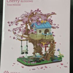 Cherry Blossoms Tree House  Lego 