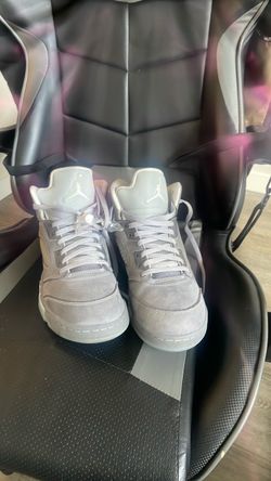 Wolf Grey 5s size 10.5