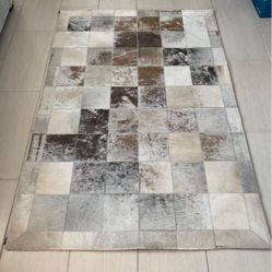 Natural Hide Patchwork Rug With Pad 4x6’