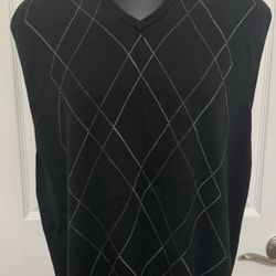 Jos. A. Bank Leadbetter Golf Sweater Vest Black W/ White Diamond Design Sz L