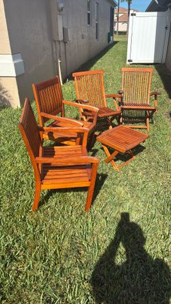 Teakwood Table And Four Chairs.