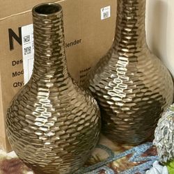 Beautiful Copper Toned Vases 16” $10/each
