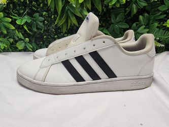 Adidas Men’s White Black 3 Stripe Casual Sneakers Size 12 Low Top Lace-Up Shoes