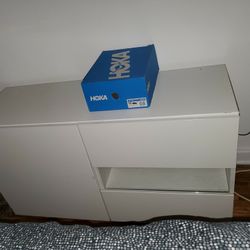 White Wood Dresser