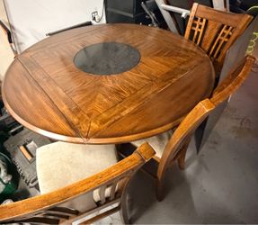 Bartop Dinner table set