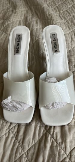 White lipa Steve Madden heels