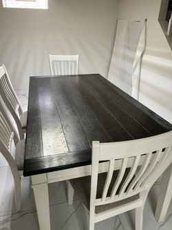 Dinning Table