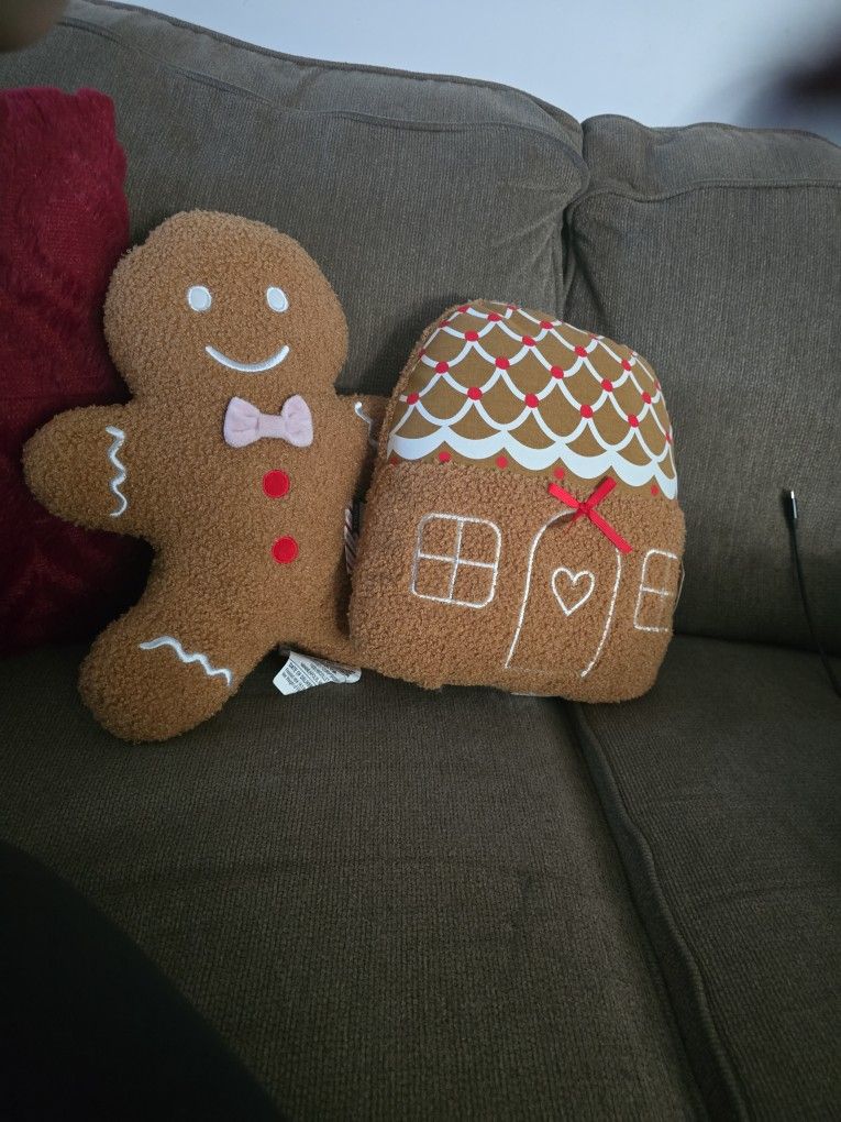 Gingerbread Pillows