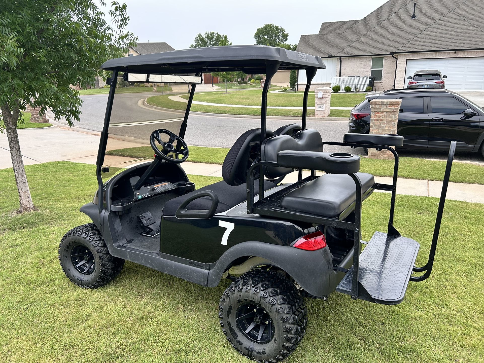 2015 Club Car Precedent With Charger
