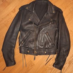 VINTAGE WALTER CO. 1947 GENUINE BLACK LEATHER BIKER JACKER