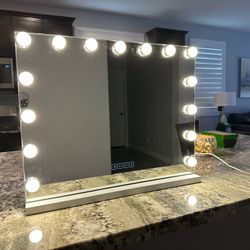 Vanity Makeup Mirror