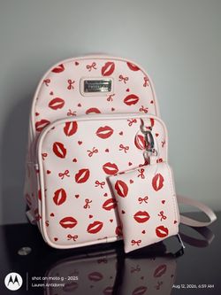 NWT Madden Girl Pink Lips And Bows mini backpack and pouch set