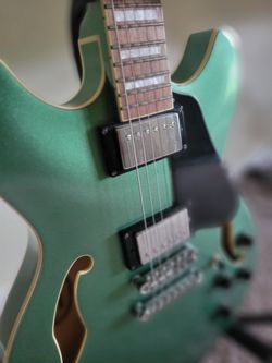 Ibanez hollow body