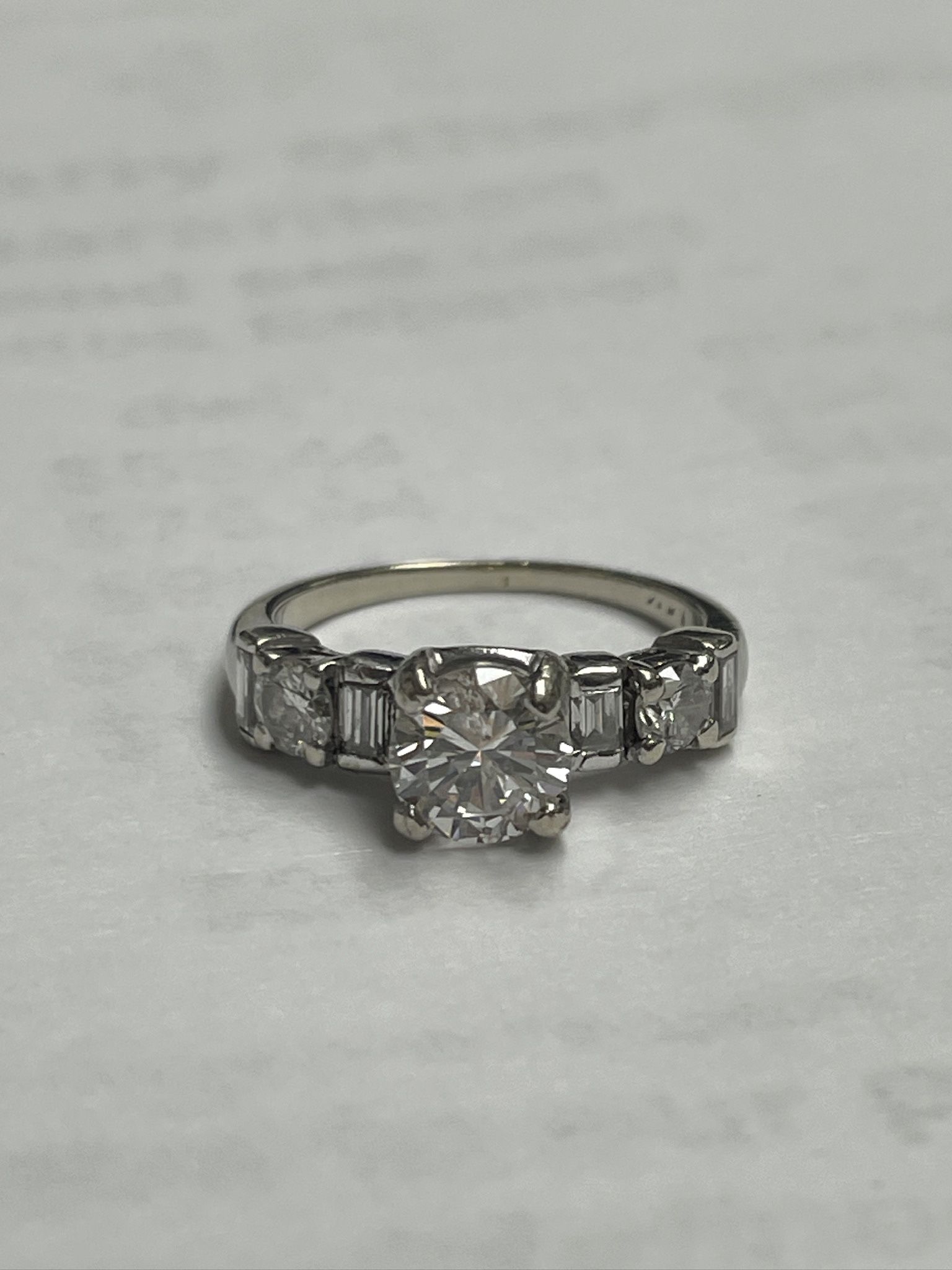 1.ct Natural Diamond Engagement Ring G/SI