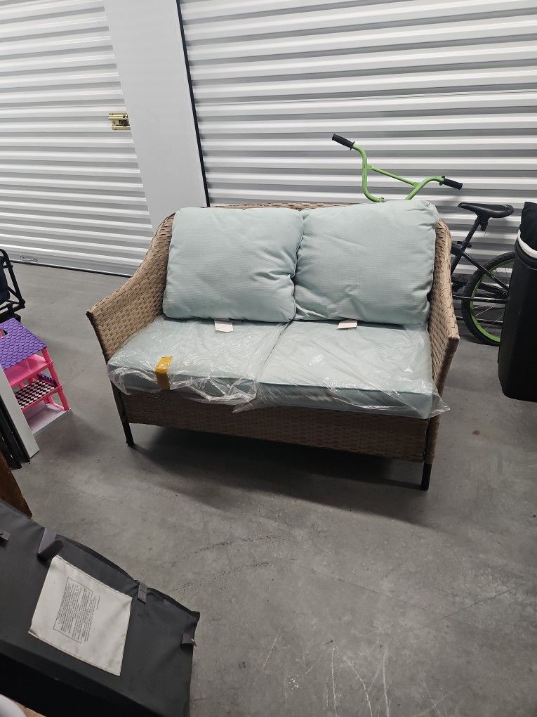 Small Luv Seat Couch Best Offer
