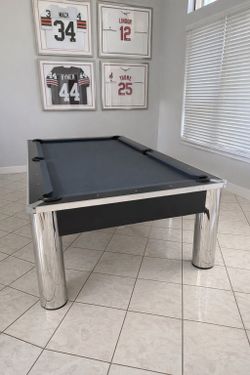 Pool table modern perfect condition