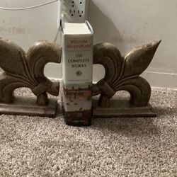 Stone Bookends Decor