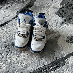 Jordan 4s