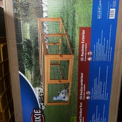 Pet Enclosure 