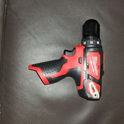 Milwaukee Drill/Driver M12  NEW