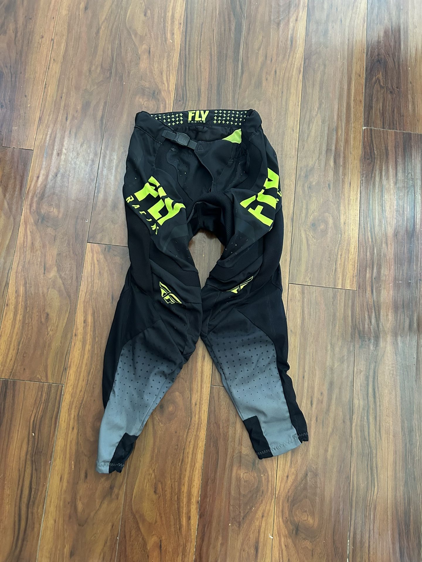 Fly Racing Lite Professional Racewear, Size 28, Black and Neon, Used