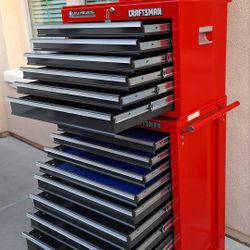 Large HD Sears Craftsman Rollaway Tool Box. 